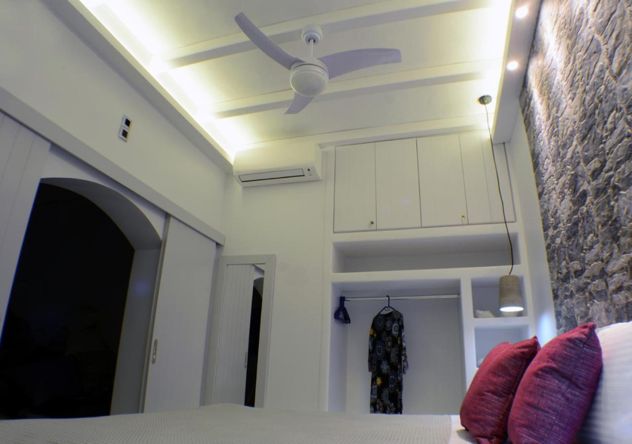 Seashell Mandrakia Sea View Villa Екстериор снимка