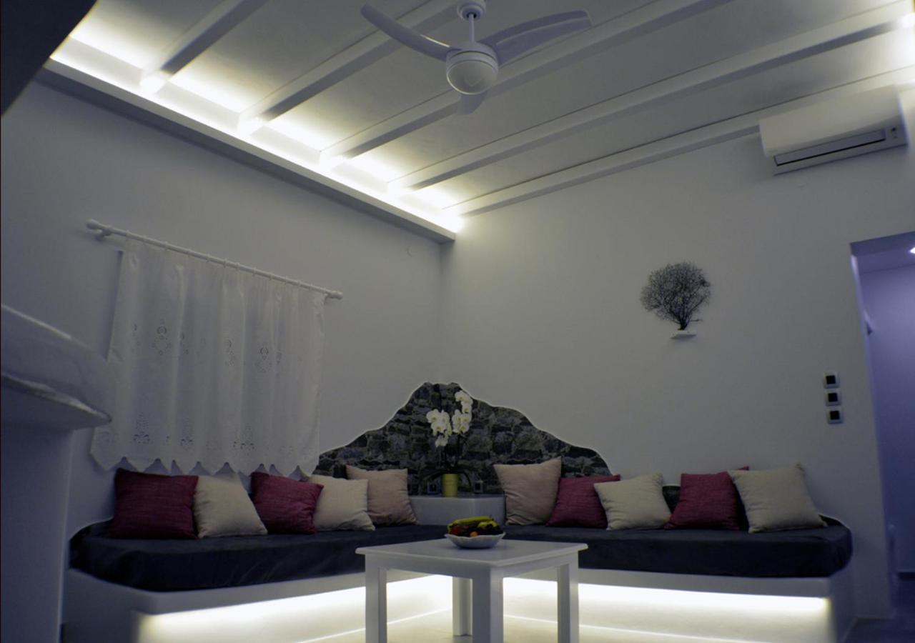 Seashell Mandrakia Sea View Villa Екстериор снимка